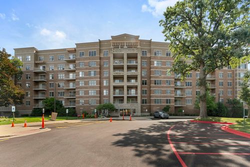 unit-406-125 Lakeview Dr, Bloomingdale, IL, 60108-1263 | Card Image