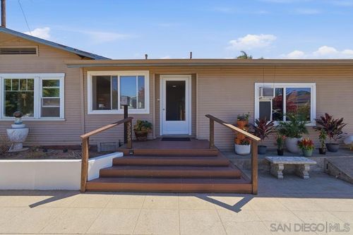 3595 Arizona St, San Diego, CA, 92104-4011 | Card Image