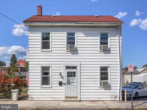 135 E Locust St, MECHANICSBURG, PA, 17055-3841 | Card Image
