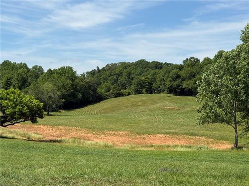 603 Wall Bridge Rd, Clarkesville, GA, 30523-4615 | Card Image