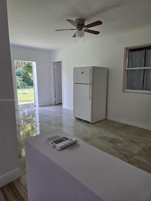2-4381 Purdy Ln, Palm Springs, FL, 33406-7561 | Card Image