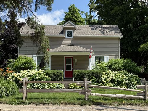 24 Louisa St W, Thornbury, ON, N0H2P0 | Card Image