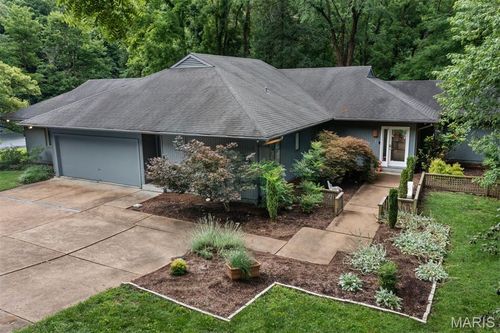 b-109 N Ballas Rd, Kirkwood, MO, 63122-3404 | Card Image