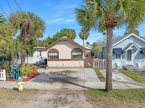 135 S Hollywood Ave, Daytona Beach, FL, 32118-4414 | Card Image