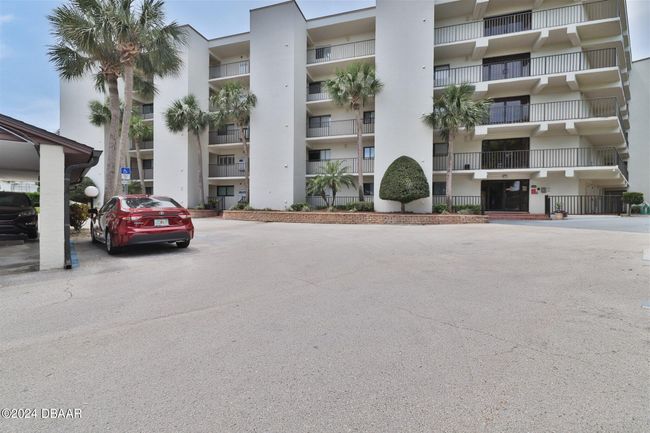 108R - 944 S Peninsula Dr, Condo with 1 bedrooms, 2 bathrooms and null parking in Daytona Beach FL | Image 4