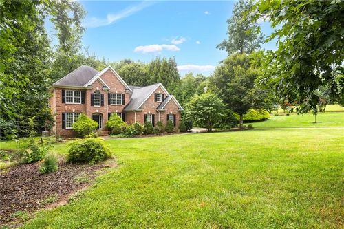 8241 William Wallace Dr, Summerfield, NC, 27358-9331 | Card Image