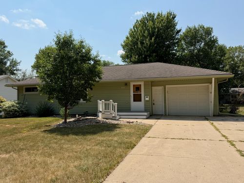 1115 Elmhurst Ave, Luverne, MN, 56156-1008 | Card Image