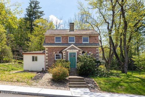 144 Cottage St, Great Barrington, MA, 01230-1337 | Card Image