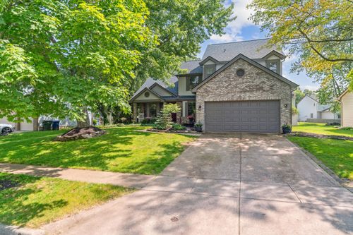 7557 Creekbend Dr, Pickerington, OH, 43147-8832 | Card Image