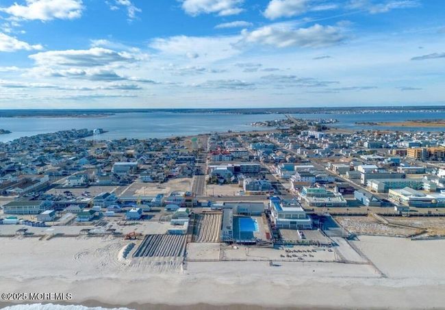 B - 129 Franklin Ave, Home with 3 bedrooms, 3 bathrooms and null parking in Seaside Heights NJ | Image 25