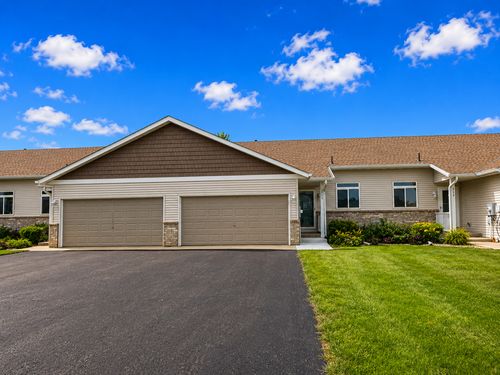 233 Pine St, Cannon Falls, MN, 55009-7170 | Card Image