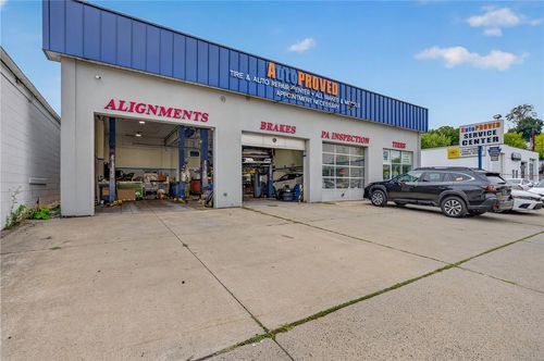 708 18th Street, Allentown City, PA, 18104 | Card Image
