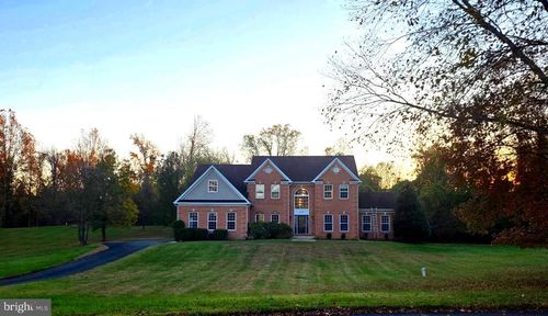 6101 Gold Yarrow Ln, Upper Marlboro, MD, 20772-4008 | Card Image