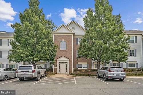 202-1127 Huntmaster Ter Ne, LEESBURG, VA, 20176-4577 | Card Image
