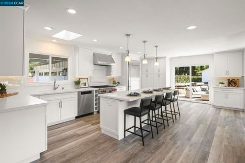 487 Geni Ct, Walnut Creek, CA, 94597-6815 | Card Image