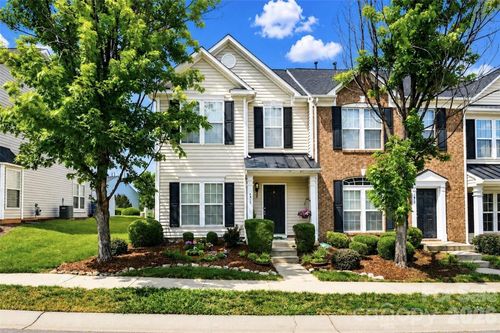 4913 Sunburst Ln, Charlotte, NC, 28213-4244 | Card Image