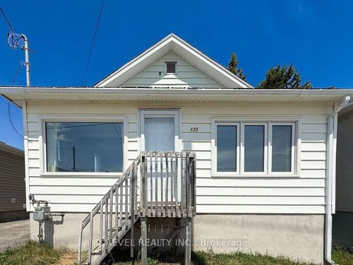 123 Croatia Ave, Schumacher, ON, P0N1G0 | Card Image