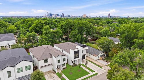 617 Parkview Ave, Dallas, TX, 75223-1547 | Card Image