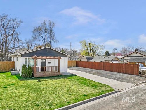 1930 Poplar Ave, Twin Falls, ID, 83301-6736 | Card Image