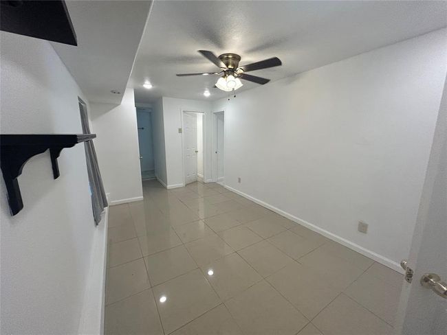 #2/2 Downstairs room 1 | Image 20