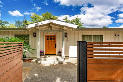1701 N Oak Street, Calistoga, CA, 94515 | Card Image