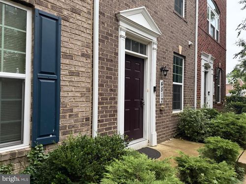 4812 Crest View Dr, HYATTSVILLE, MD, 20782-3680 | Card Image