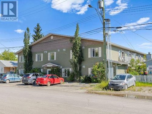 204-7215 7th Ave, Whitehorse, YT, Y1A1R8 | Card Image