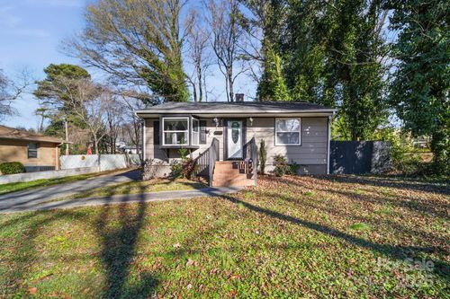 2147 Purser Dr, Charlotte, NC, 28215-2944 | Card Image