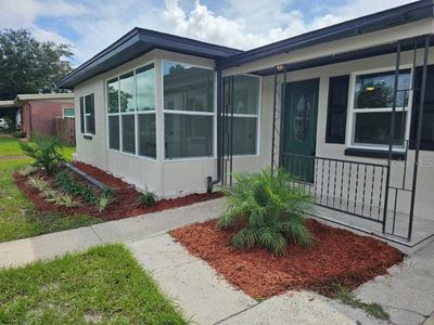 869 Roberts Boulevard, House other with 2 bedrooms, 2 bathrooms and null parking in DELTONA FL | Image 3