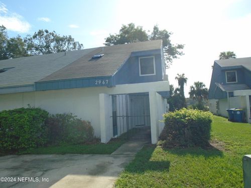 2967 Bayshore Dr E, Jacksonville, FL, 32233-2323 | Card Image