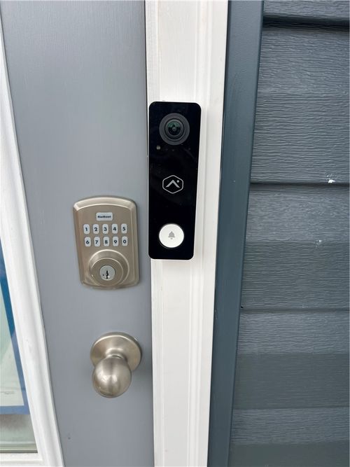 8 Gateway Dr, Central, SC, 29630-8644 | Card Image
