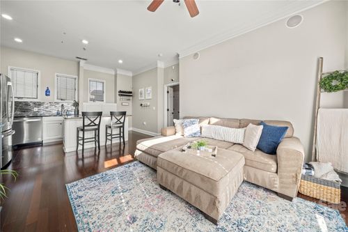 5106-775 Garden District Dr, Charlotte, NC, 28202-2998 | Card Image