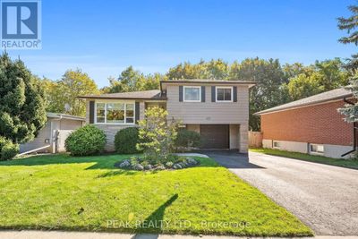 421 Hillcroft St, House other with 3 bedrooms, 2 bathrooms and 7 parking in Oshawa ON | Image 2