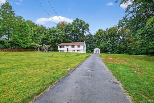 19 Birchwood Ave, Nanuet, NY, 10954-5931 | Card Image