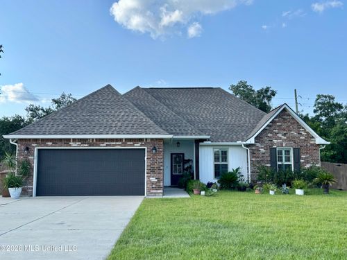5 Diane Cv, Long Beach, MS, 39560-5655 | Card Image