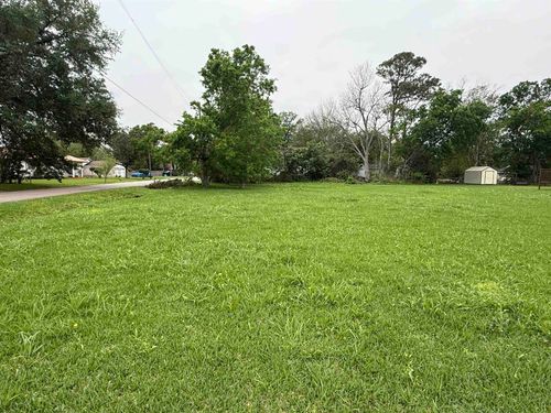 2370 Rockwell St, Beaumont, TX, 77701-8028 | Card Image