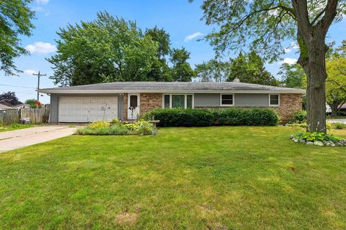 2661 Clive Street, Ashwaubenon, WI, 54313 | Card Image