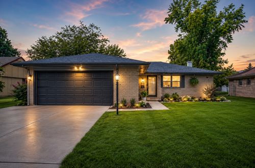 3830 S 82nd East Ave, Tulsa, OK, 74145-1558 | Card Image