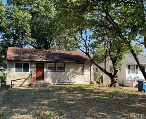 387 Cameron Rd, Saint Louis, MO, 63137-3902 | Card Image