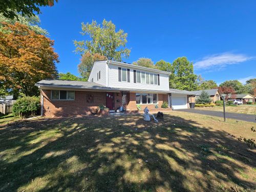 37095 Highview St, New Baltimore, MI, 48047-4217 | Card Image