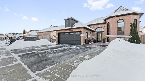 1814 Edenwood Dr, Oshawa, ON, L1G7Y4 | Card Image
