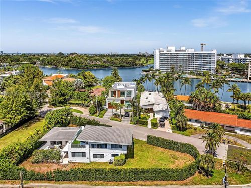 9257 Bay Dr, Surfside, FL, 33154-3025 | Card Image
