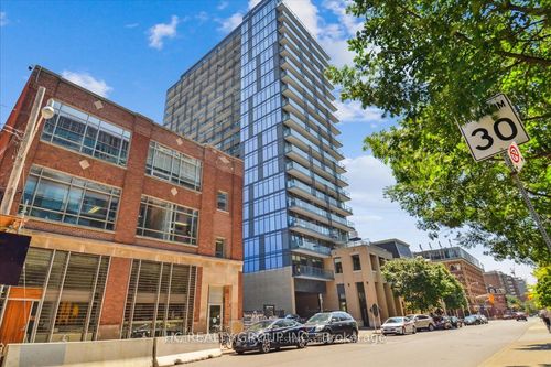 1011-105 George St, Toronto, ON, M5A0L4 | Card Image