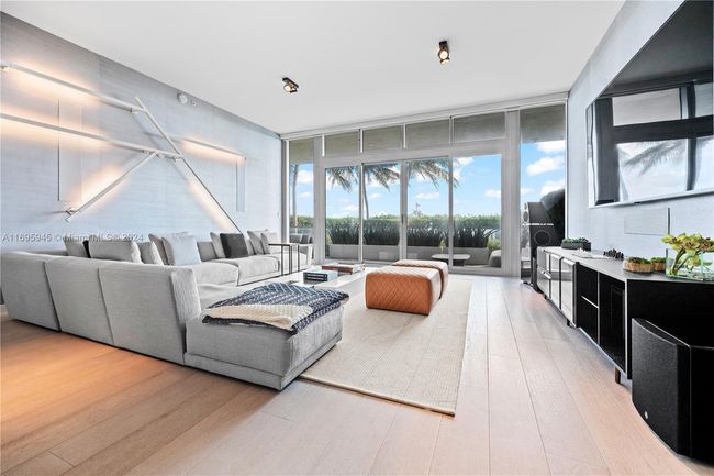 APT-201 - 321 Ocean Dr, Condo with 5 bedrooms, 6 bathrooms and null parking in Miami Beach FL | Image 10