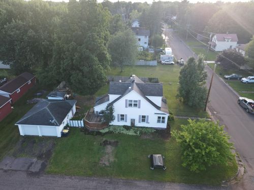 637 Leonard St, Ironwood, MI, 49938-1435 | Card Image
