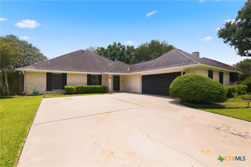 209 Champions Row, Victoria, TX, 77904-3314 | Card Image
