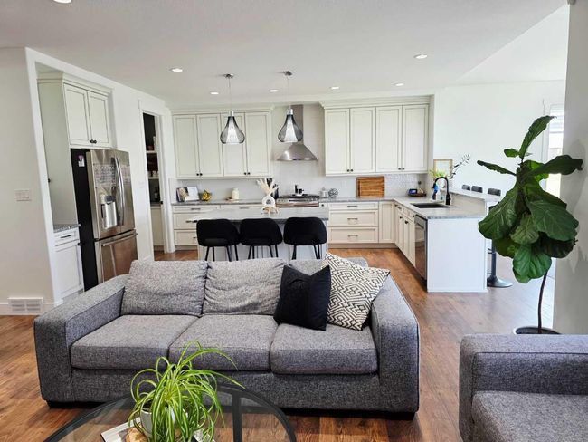 5312 43 Street, House other with 4 bedrooms, 4 bathrooms and 6 parking in Taber AB | Image 7