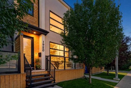1950 12 Street Nw, Calgary, AB, T2M5B2 | Card Image