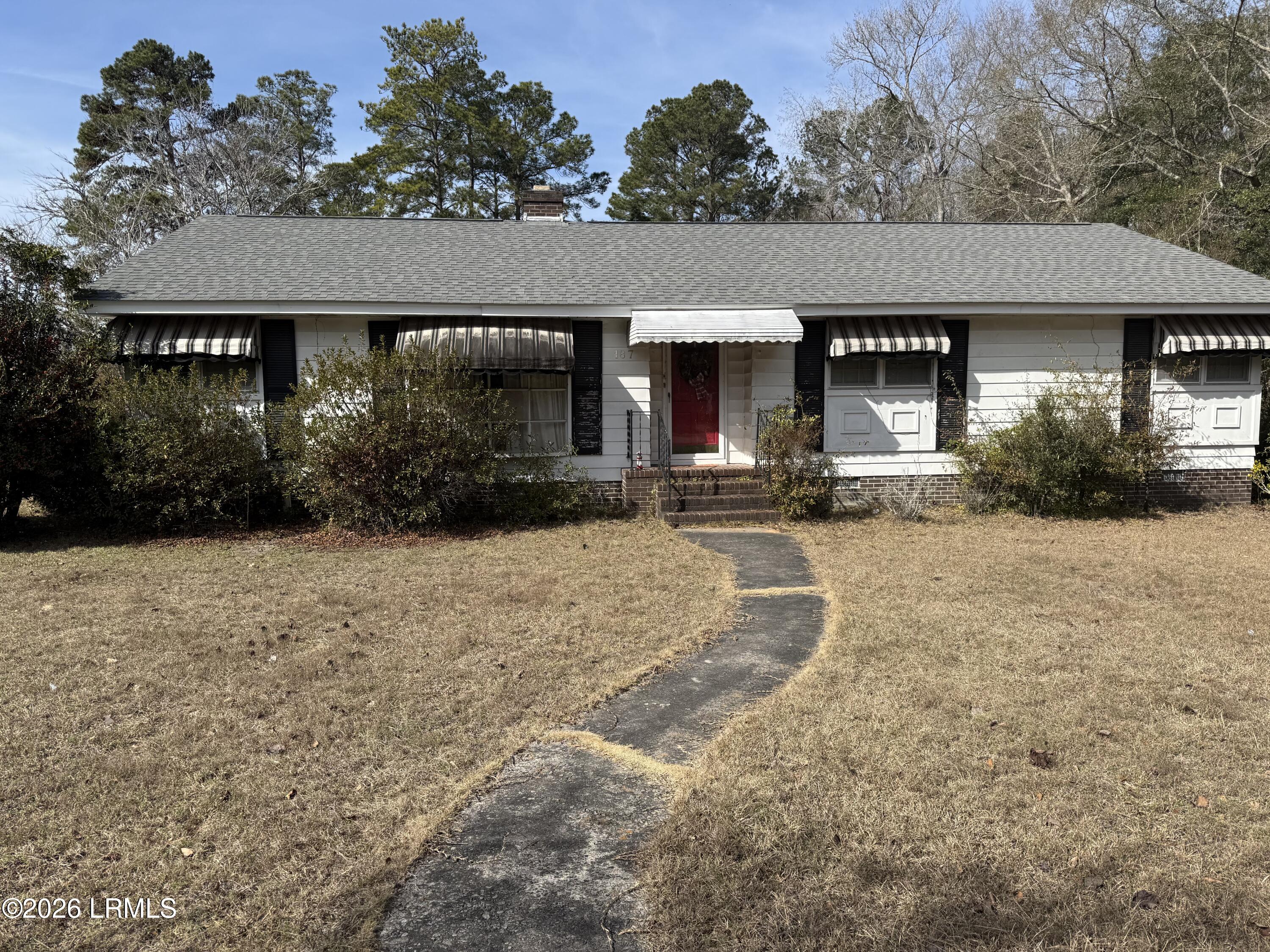 Residential in Varnville