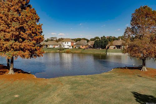 2413 Shadowbrook Dr, Baton Rouge, LA, 70816-5821 | Card Image